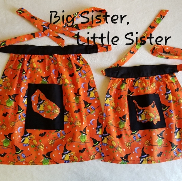 Tricks or Halloween fun  Aprons Big Sis &Lil Sis, Custom-New Girls medium&/small - Picture 1 of 3